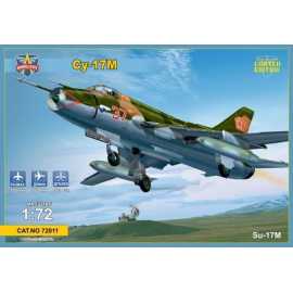 Sukhoi Su-17M Soviet fighter-bomber Model kit