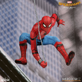 mezco homecoming spiderman