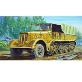 FAMO SD.KFZ.9 / 18 TON HALFTRACK Model kit