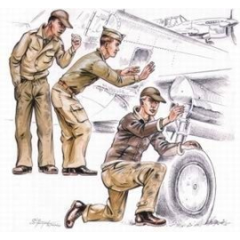 US Army mechanics WWII x 3