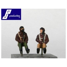 2 x US pilots WWII seated in aircraft (as in PJ721116) Figure