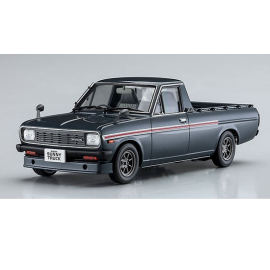 Nissan Sunny Truck GB122 Model kit