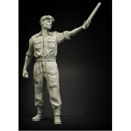 BRITISH RAC NORTH AFRICA LOADING 2PDR AMMO SOLDIER Figure