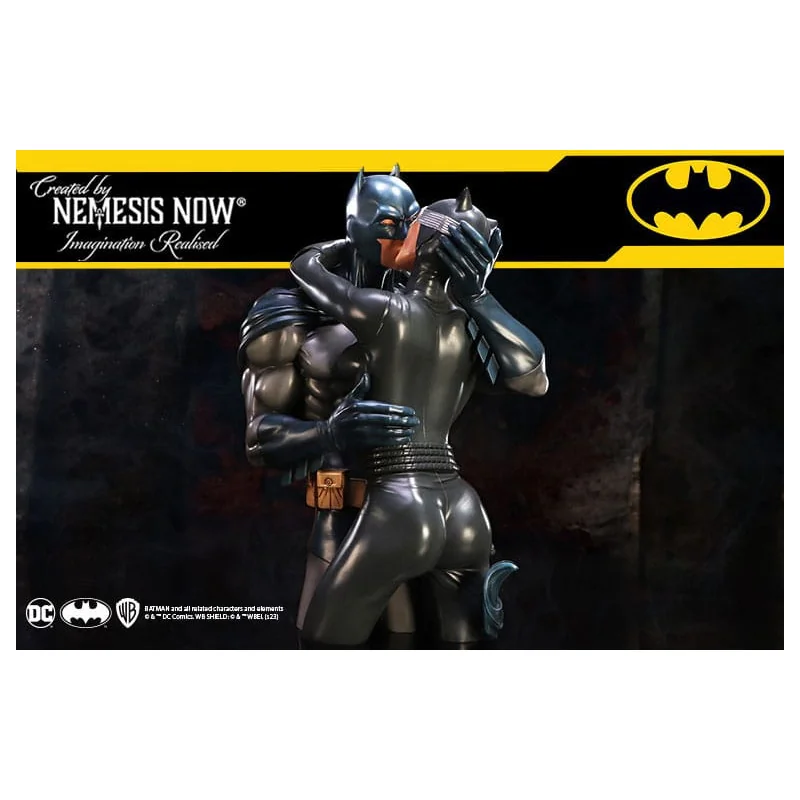 DC Comics - Diorama Batman & Catwoman 51cm