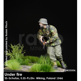 UNDER FIRE WSS SCHUTZE 5SS DIV POLAND 1944