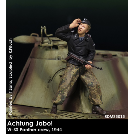 ACHTUNG JABO WSS NCO WITH MP40 1940