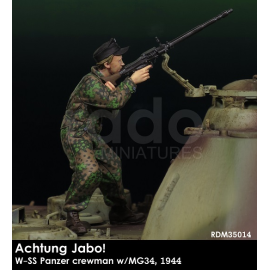 ACHTUNG JABO WSS PANZERCREW WITH MG34 1944