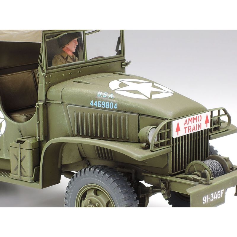 U.S. Type353 6x6 2.5ton truck with driver figure and decals for 4 vehicles