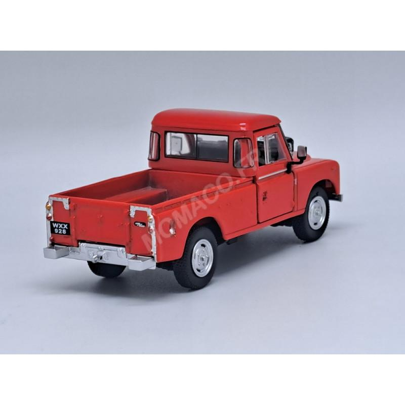 LAND ROVER SERIES III PICK-UP RED Diecast model car