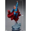 DC Comics Premium Format Superman Statue 84 cm