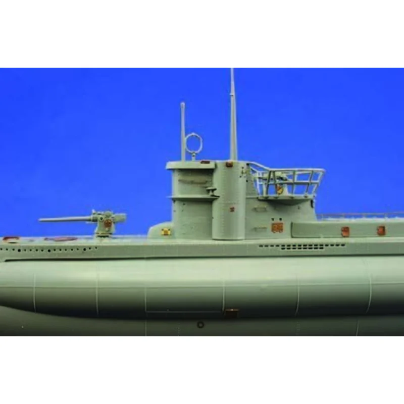 1:144 U-Boat VIID (designed to be assembled with model kits from Revell)