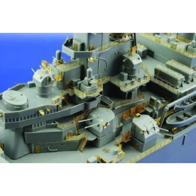 USS New Jersey (designed to be assembled with model kits from Tamiya)