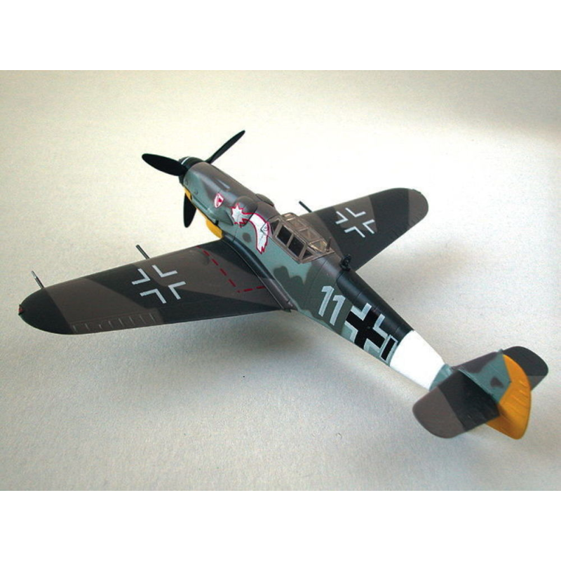 Messerschmitt Bf109E-7 Black 8 2/JG27 North Afri