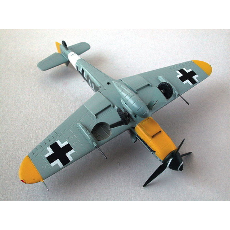 Messerschmitt Bf109E-7 Black 8 2/JG27 North Afri