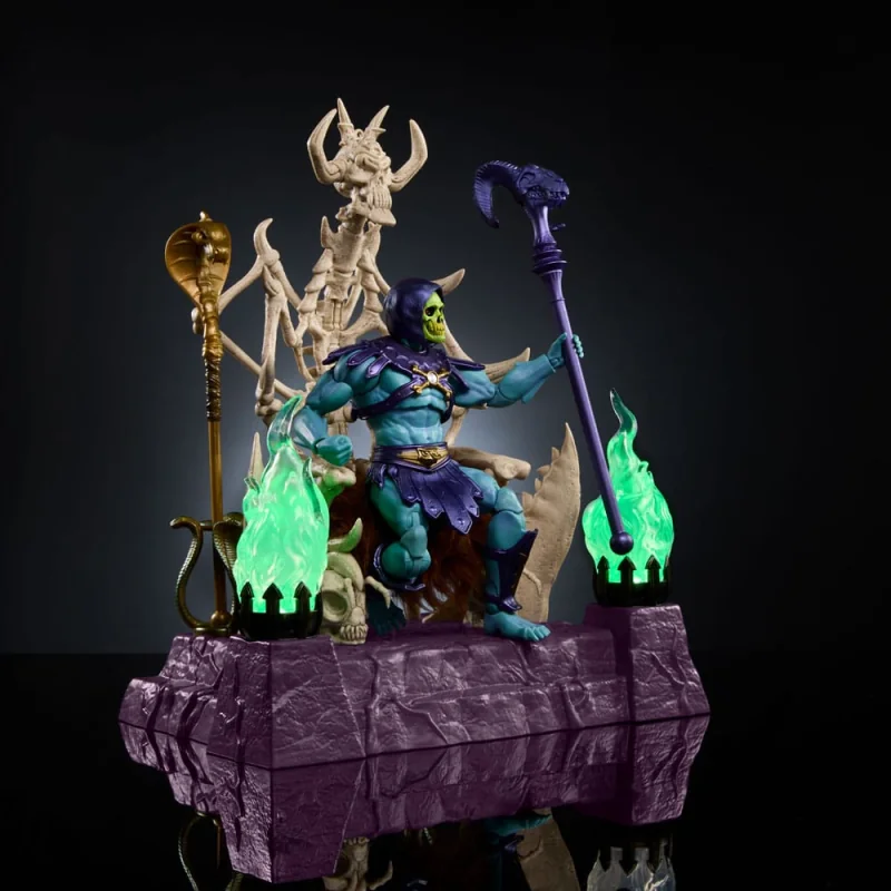 Masters of the Universe: New Eternia Masterverse Skeletor & Throne figure 18 cm