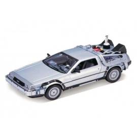 DELOREAN DMC12 Back to the Future episode 2