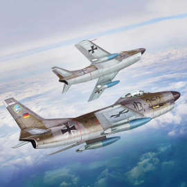 Plastic model plane NORTH AMERICAN F-86K SABER DOG AIR FORCE 1957 1:32