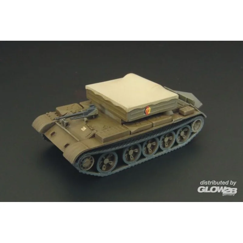 BTS-2 recovery tank Military model kit