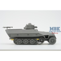 BORDER MODEL: 1/35; Sd.Kfz.251 /1 Ausf.D with R35 turret with PE and workable tracks Military model kit