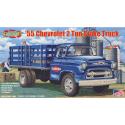 1955 Chevrolet 2 ton truck plastic model 1:48 Model truck kit