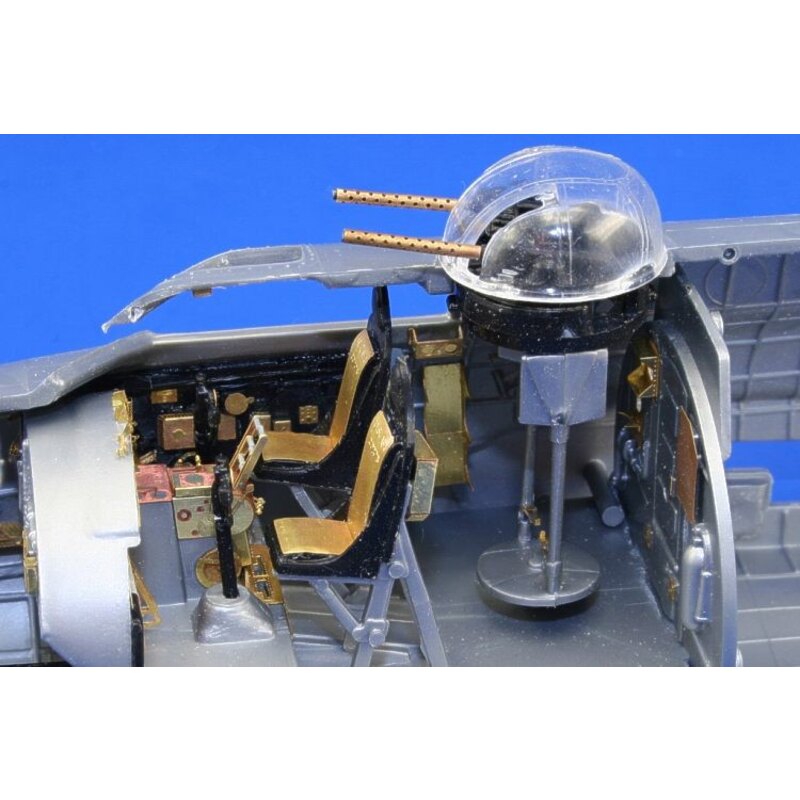 Boeing B-17G Flying Fortress cockpit interior PRE-PAINTED IN COLOUR! (designed to be assembled with model kits from Monogram and