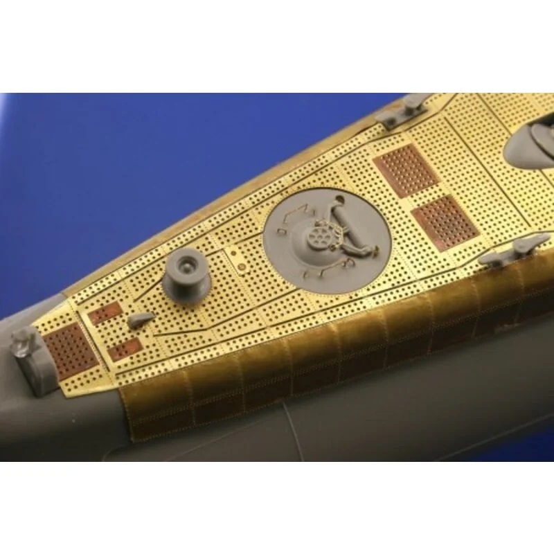 Gato class submarine (designed to be assembled with model kits from Revell)