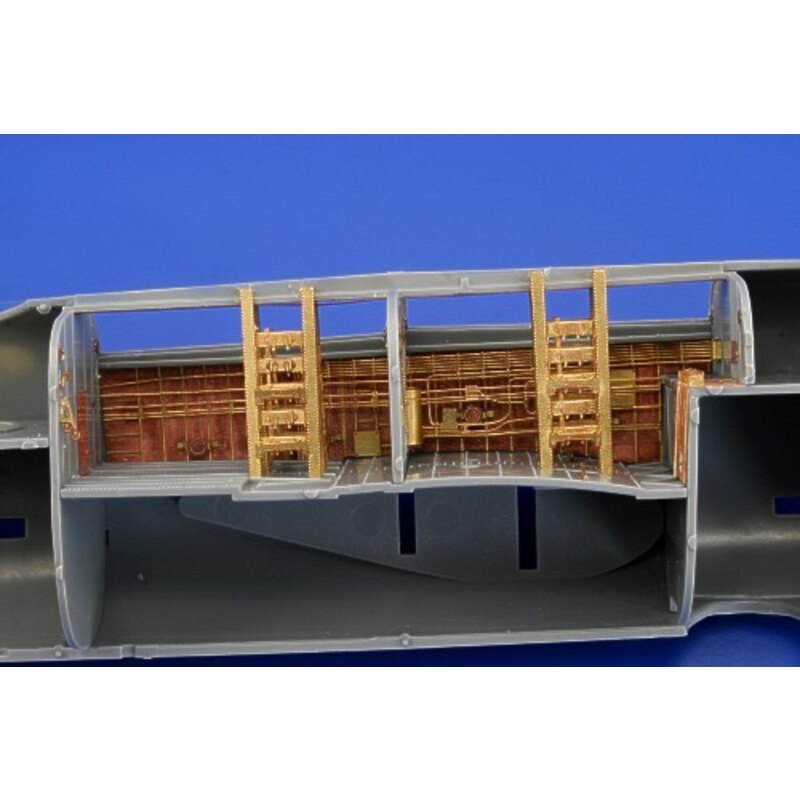 Consolidated B-24 Liberator bomb bay (designed to be assembled with model kits from Hasegawa)