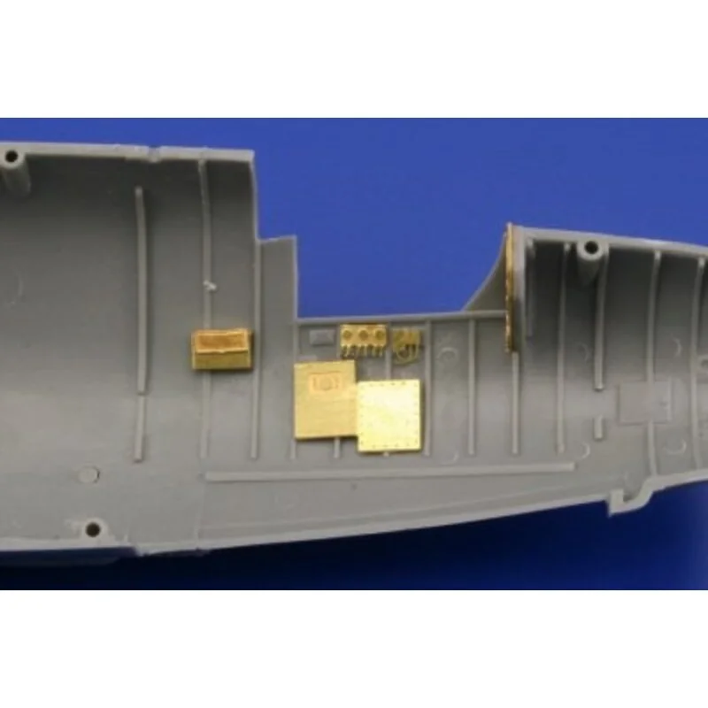 Martin B-26B/C Marauder interior PRE-PAINTED IN COLOUR! (designed to be assembled with model kits from Hasegawa) This Zoom set i