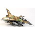 Lockheed Martin F-16I Sufa ′Storm′ Model kit