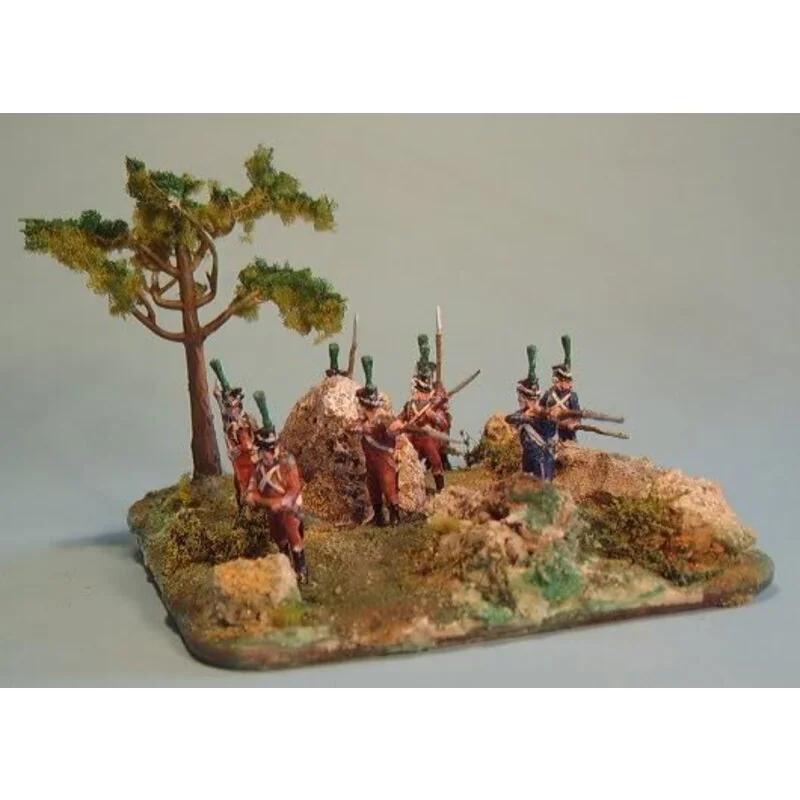 French Chasseurs in action poses. 32 figures per box