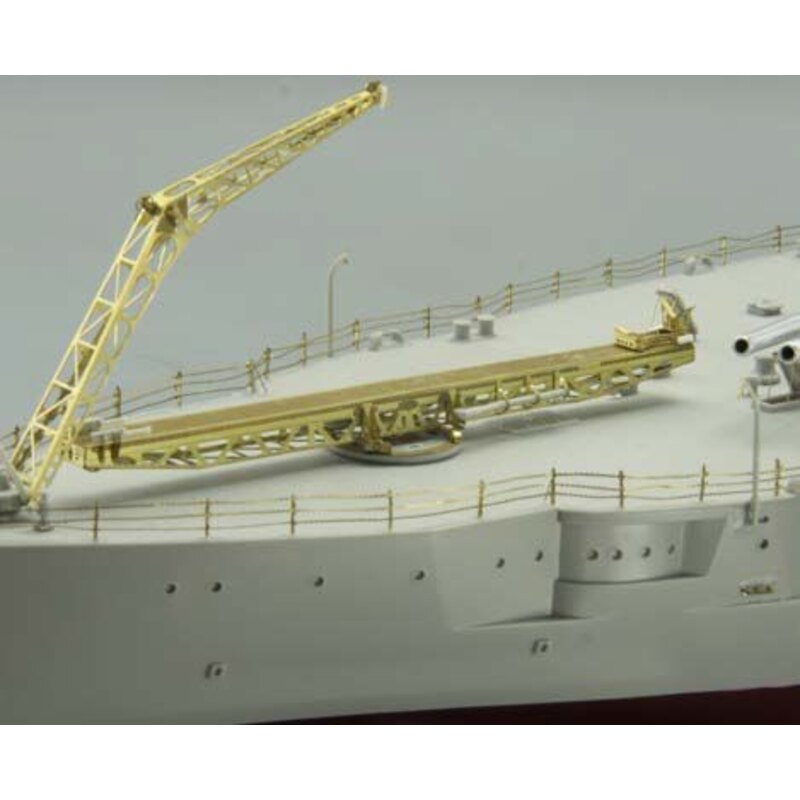 U.S.S. Arizona part 5 - railings 1/200 (designed to be used with Trumpeter kits) 