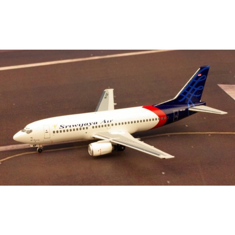 Sriwijaya n / c Boeing 737-300 PK-CKF