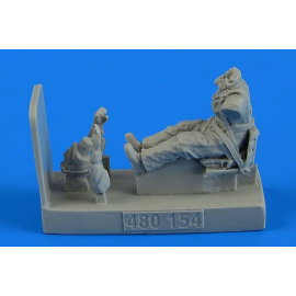 Soviet Woman Pilot WWII with seat for Polikarpov Po-2 (designed to be used with ICM kits) Figure